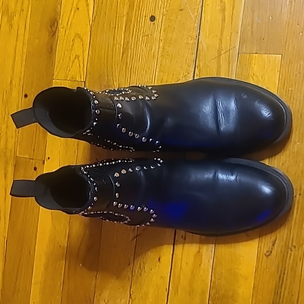 Ankle boots